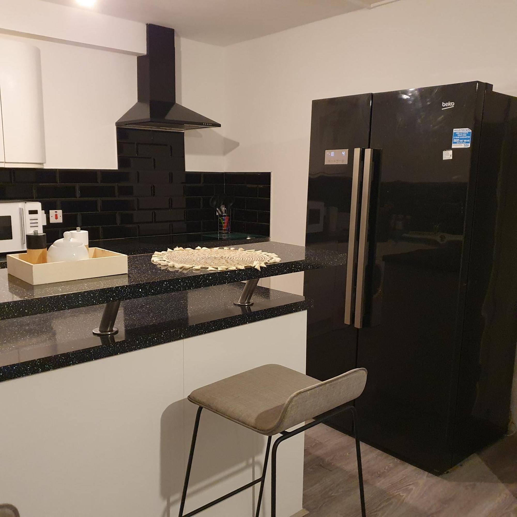 Yolo House Hotel Londen Buitenkant foto