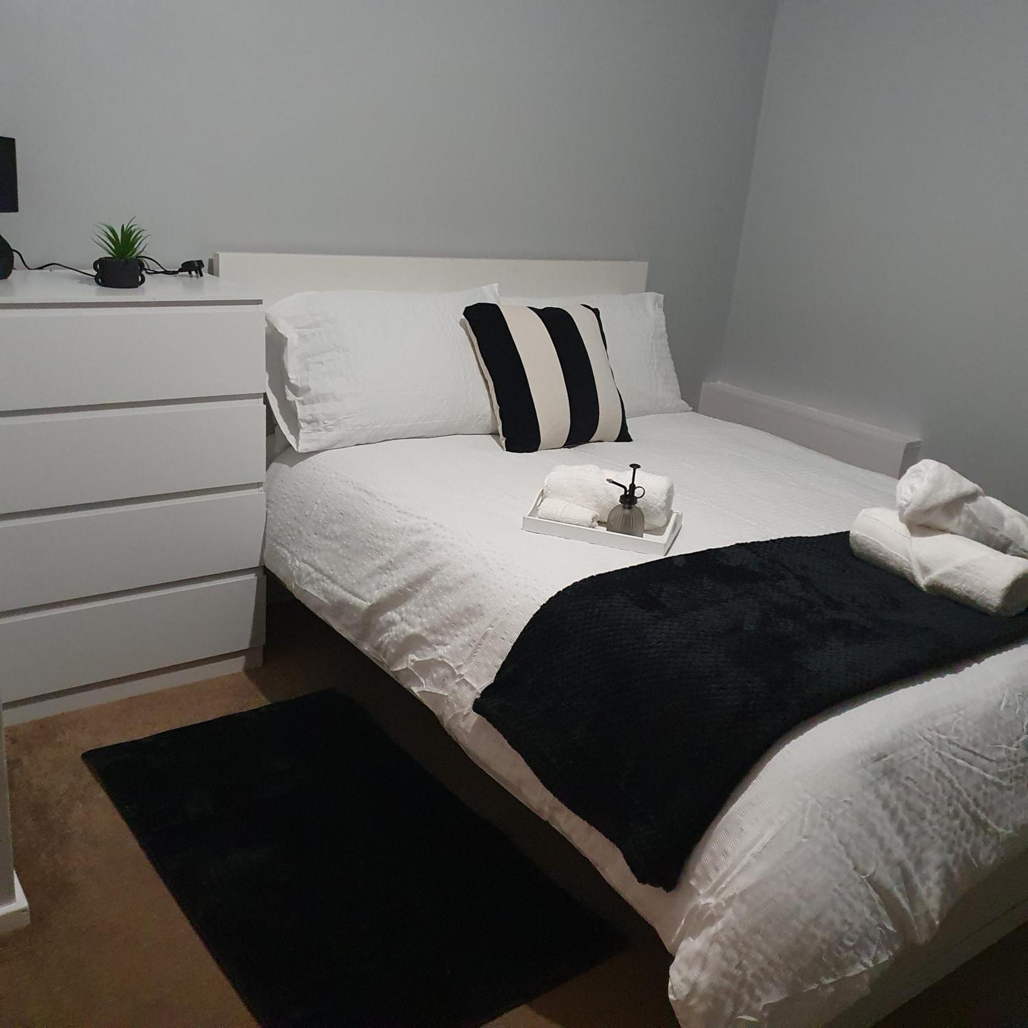 Yolo House Hotel Londen Buitenkant foto