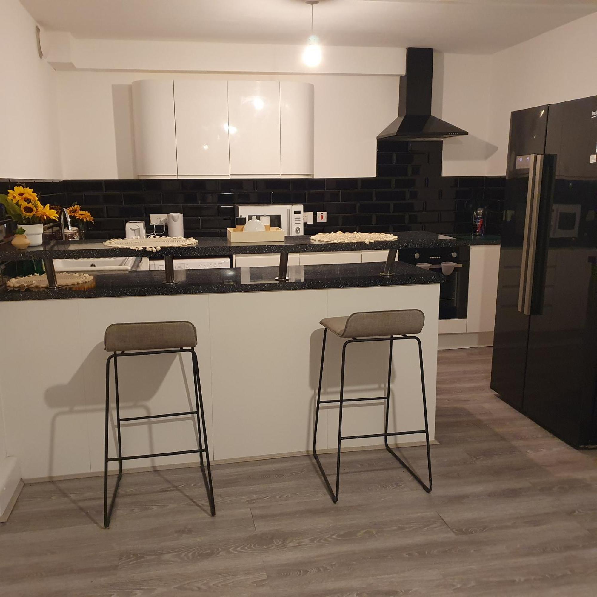 Yolo House Hotel Londen Buitenkant foto